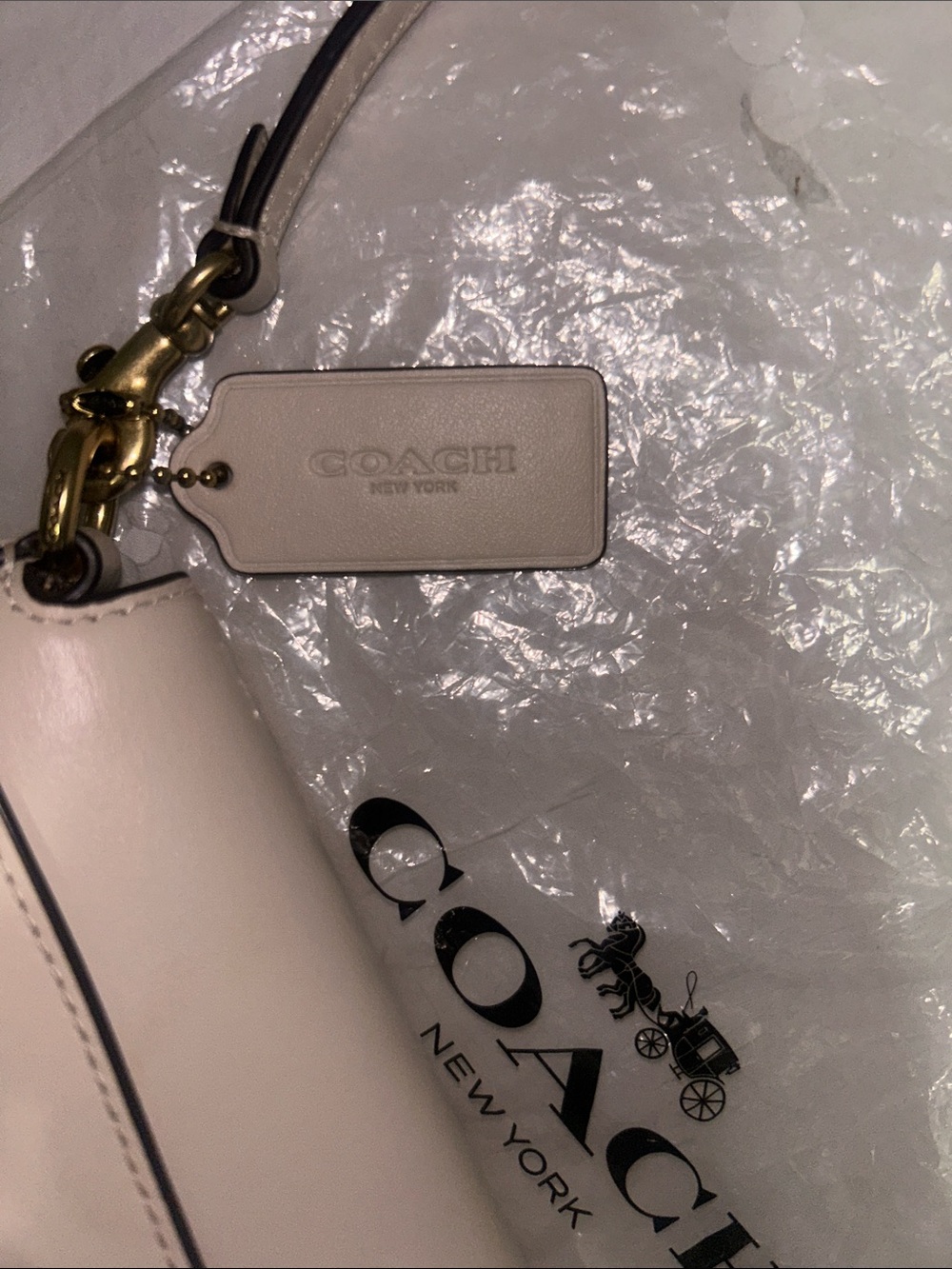 Coach Chalk Leather Shoulder Bag with Gold 'C' Accent - Picture 2 of 3